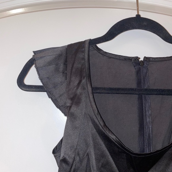 Vintage style black mini dress with pleats - Picture 3 of 4